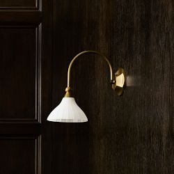 Amelia Sconce