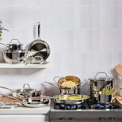 Cuisinart Chef's Classic Stainless-Steel 17-Piece Cookware Set