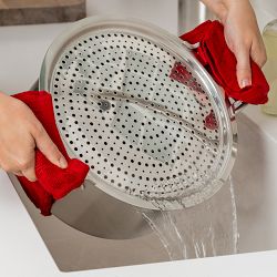 All-Clad D5® Strain and Splatter Guard