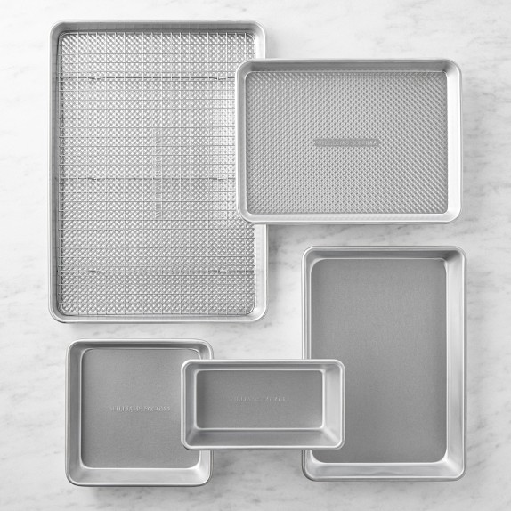 Williams Sonoma Traditionaltouch™ Bakeware, Ultimate Set of 6