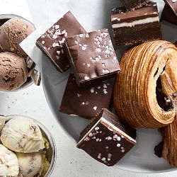 Williams Sonoma Peppermint Brownies, Serves 6-8