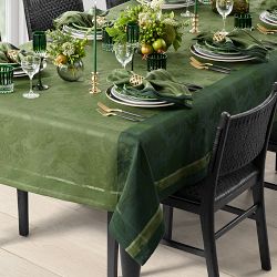 Jacquard Filomena Tablecloth, 70"x108"