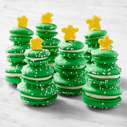 Christmas Tree Macarons