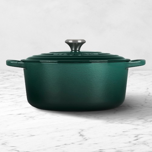 Le Creuset Signature Enameled Cast Iron Round Dutch Oven 7.25-Qt., Artichaut