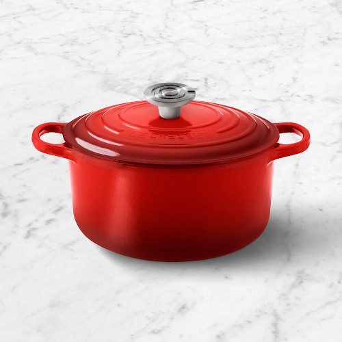 Le Creuset Signature Enameled Cast Iron Round Dutch Oven, 4.5-Qt., Red