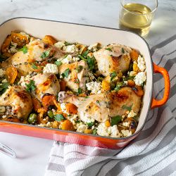 Le Creuset Signature Enameled Cast Iron Rectangular Roasting Pan, 5.25-Qt.