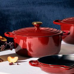 Le Creuset Signature Enameled Cast Iron Round Dutch Oven, 4.5-Qt., L'OVEn