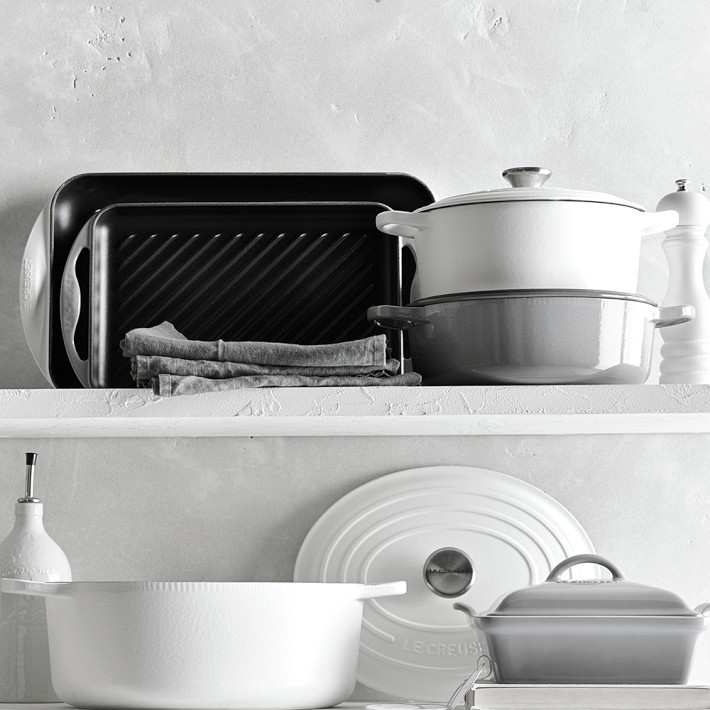 Le Creuset Heritage Stoneware Shallow Square Covered Baking Pan