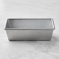 Williams Sonoma Traditionaltouch™ Loaf Pan, 1 Lb.
